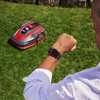 127697-robotic-lawnmower-robolinho-1423-w-webshop-mood-3.jpg
