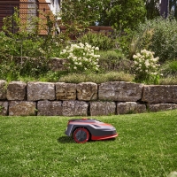 127697-robotic-lawnmower-robolinho-1423-w-webshop-mood-1.jpg