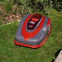 127698-robotic-lawnmower-robolinho-2323-w-webshop-mood-4.jpg