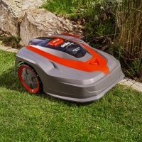 127695-robotic-lawnmower-robolinho-520-w-webshop-mood-6.jpg
