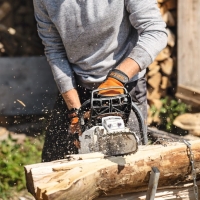 pilarka spalinowa lancuchowa stihl ms 231 2,7 km 38 cala 35 cm pm3 uzycie.jpg
