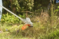 glowica tnaca z nozykami z tworzywa stihl polycut 3-2 do kos mechanicznych stihl koszenie.jpg