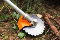 pila tarczowa z zebami przecinakowymi stihl woodcut 225-24, 24 zeby, srednica 225 mm, otwor 20 mm do kos mechanicznych ciecie karczowanie.jpg