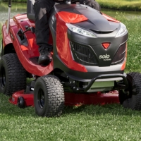 zderzak alko do traktorow ogrodowych alko comfort i alko premium t 13, t 15, t 16, t 20, t 22, t 23 uzycie na traktorku.jpg
