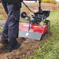 glebogryzarka spalinowa z napedem hortmasz hgs x620n o mocy 5,4 km , szerokosc robocza 62 cm uzycie.jpg