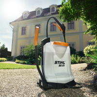 opryszkiwacz plecakowy stihl sg 51-przed domem.png