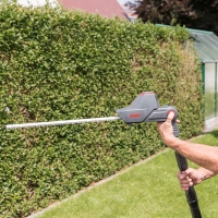 alko nozyce akumulatorowe do zywplotu na wysiegniku hta1845 18v comfort, listwa tnaca 45 cm regulacja kata ciecia 2.jpg