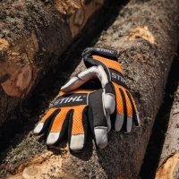 stihl advance ergo ms rekawice ochronne robocze profesjonalne do pracy z pilarka en388, rozmiar 10 L praca uzycie.jpg