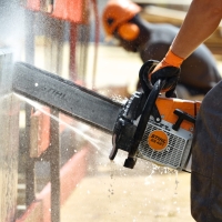 stihl function thermogrip rekawice ochronne robocze profesjonalne ocieplane, en 388, en 511, rozmiar 9 m praca z pilarka chlodzona woda.jpg