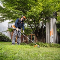 stihl kma 130r kombimotor akumulatorowy, jednostka napedowa, bez akumulatora i ladowarki koszenie trawy z kombinarzedziem fskm.jpg