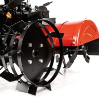 cedrusglx640 glebogryzarka spalinowa z napedem na kola, szerokosc robocza 62 cm, metalowe kola i zestaw roboczy.jpg