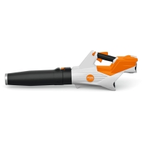 stihl bga 60 dmuchawa akumulatorowa reczna , prędkość powietrza 69 ms, przepływ powietrza 780 m3h, w zestawie z akumulatorem stihl ak 30 s i ladowarka stihl al 101 lewy bok.jpg