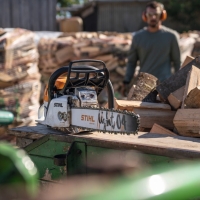 lancuch tnacy widiowy stihl typu duro, podzialka 325, rd3, szerokosc 1,3mm, 67 ogniw prowadzacych, dlugosc 40cm, do pilarek ms 260, ms 261, ms 270, ms 271, ms 280, msa 300 gotowa do pracy ms 271 z nowym lancuchem.jpg