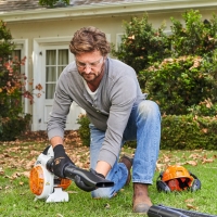 Mocna dmuchawa spalinowa STIHL BG 86.jpg