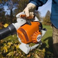 STIHL BG 86 ręczna dmuchawa spalinowa STIHL.jpg