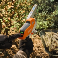Zestaw z akumulatorem AS 2 i ładowarką ALS 31 – zawiera podstawowe wyposażenie potrzebne do rozpoczęcia pracy w GTA 20 STIHL.jpg