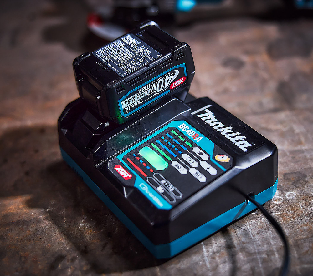 makita hp001g zestaw z akumulatorami i ladowarka