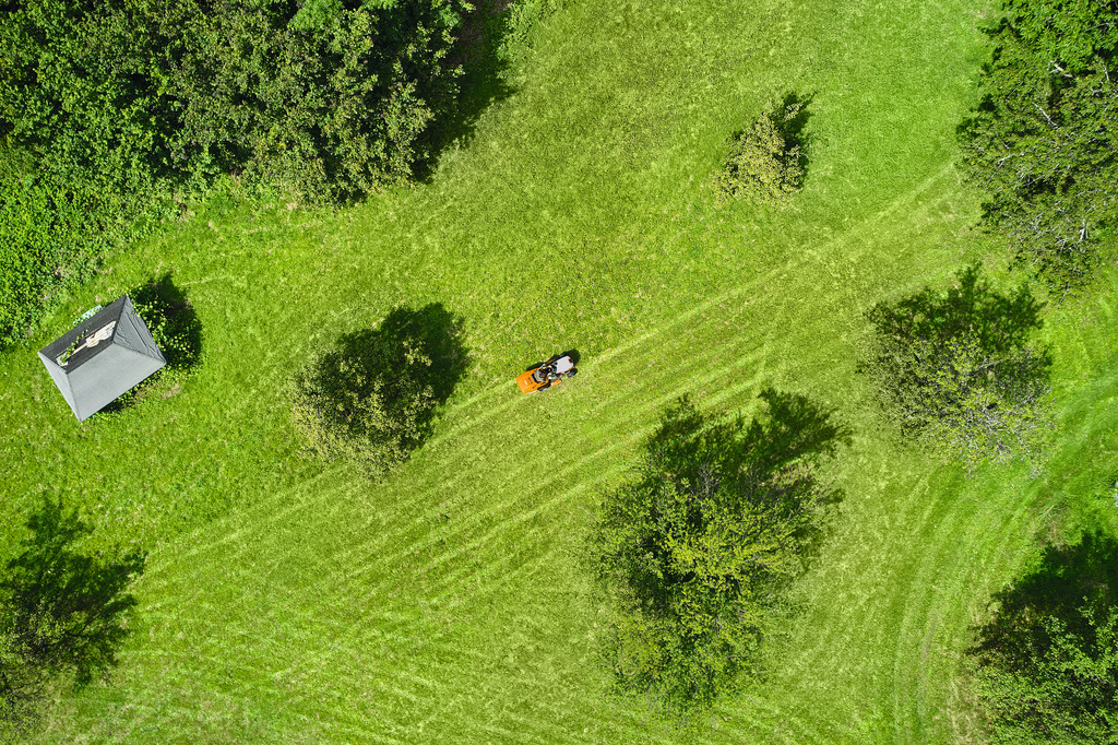 traktor ogrodowy stihl rt 5097 z obszar koszenia